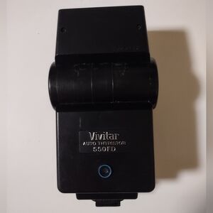 VIVITAR AUTO THYRISTOR 550FD FLASH FOR CANON A-1 AE-1 PROGRAM No Bat. Cover